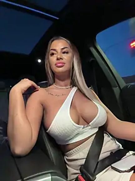 KirstieVegas