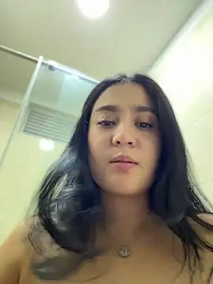 Nina_lovi