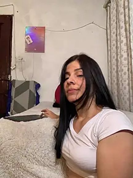 Estefani_32