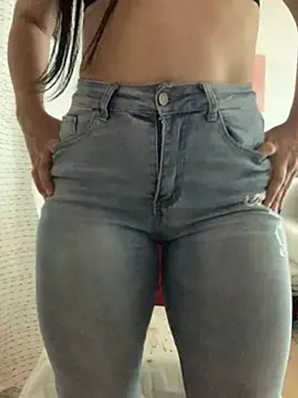 Estefani_32