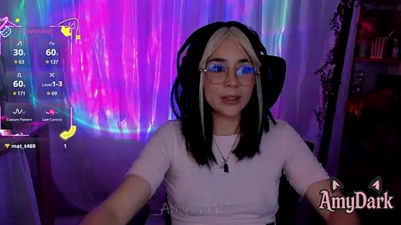 _AmyDark