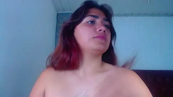 petite_lucy18