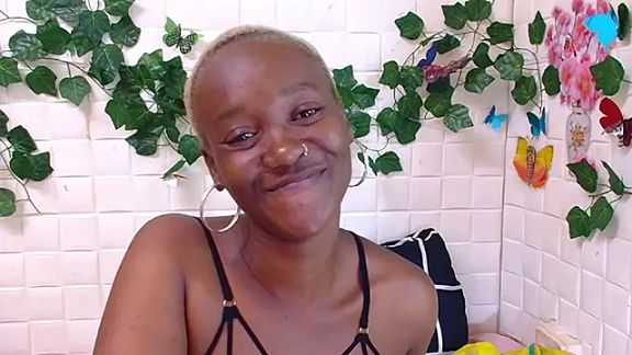 EbonyOlive69