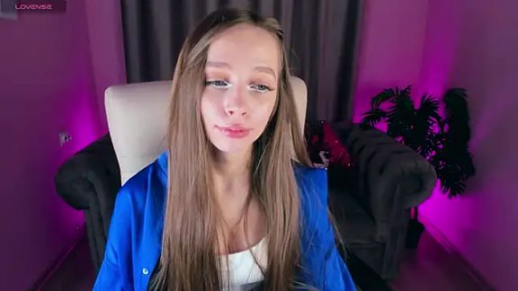 Amy_Waynee