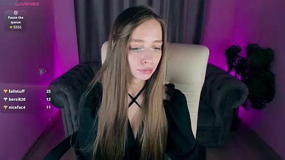 Amy_Waynee