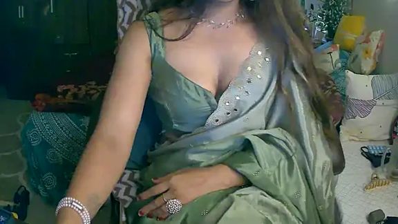 Cute-Tara