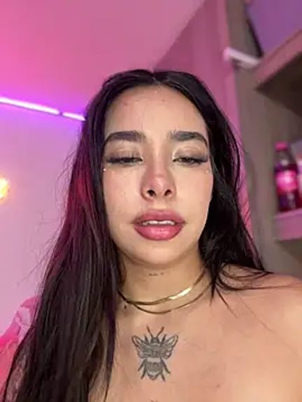 Yovng___Lau