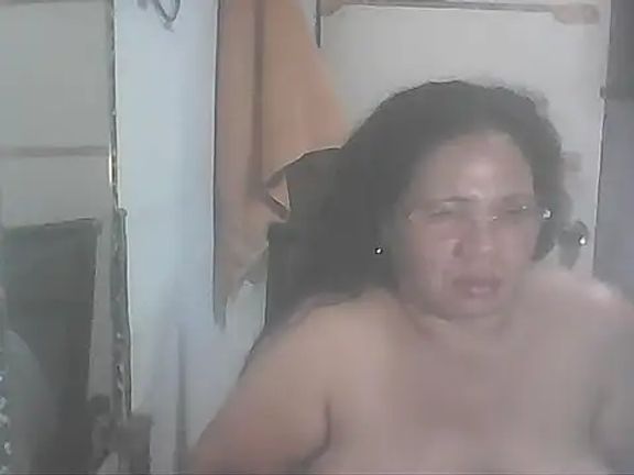 hotwet_mama4uxx