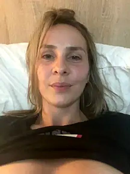 HornyNalia
