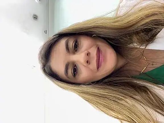 alicee16