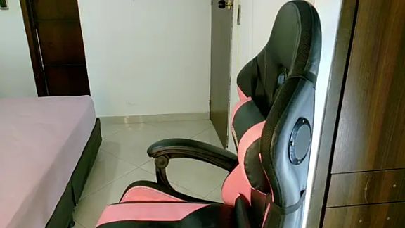 Abby_tits