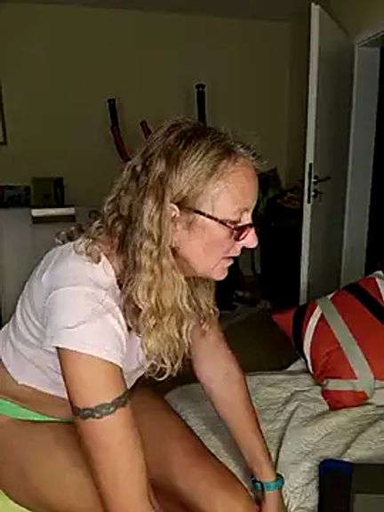 HotWifeLyn68