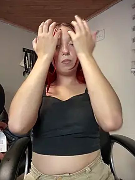 Karen18_boobs