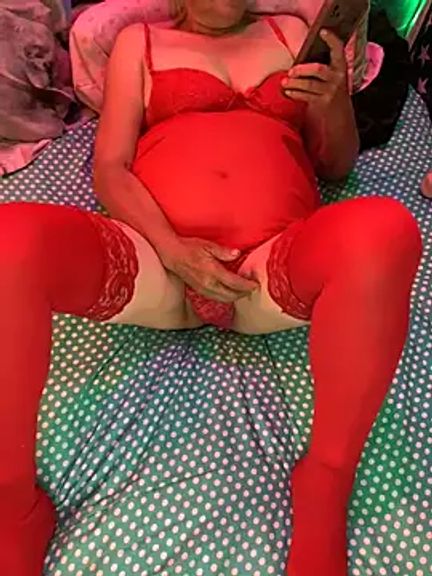 Yajaira-Hot
