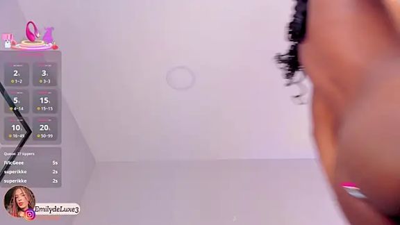 Emely_Deluxe