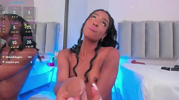 Emely_Deluxe
