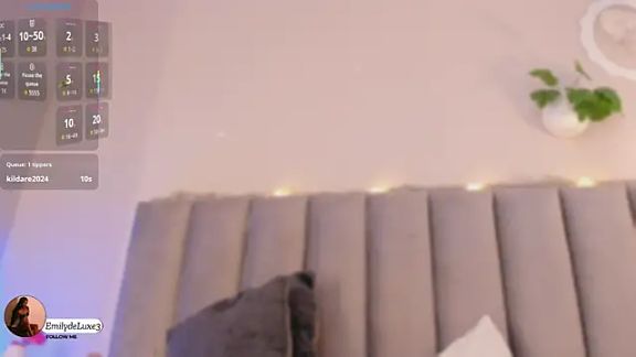 Emely_Deluxe