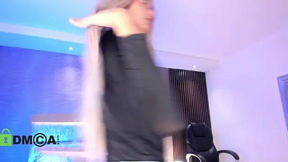 Arinextdoor