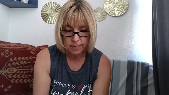 NAWTYClassyBritMILF