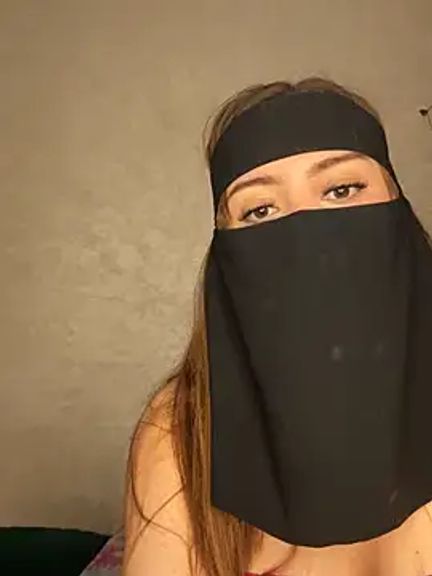 Hot_arabic_girl