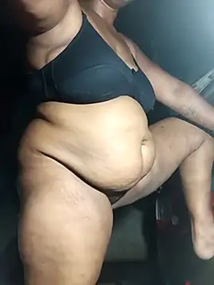 Nude-Priya2
