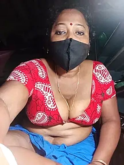 Nude-Priya2