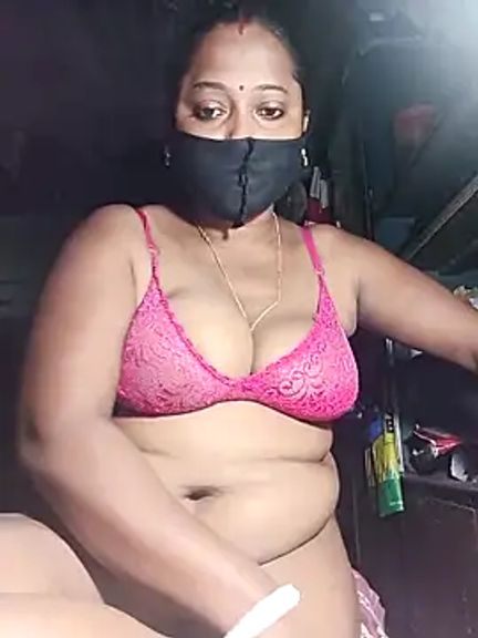 Nude-Priya2