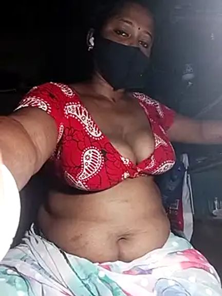 Nude-Priya2