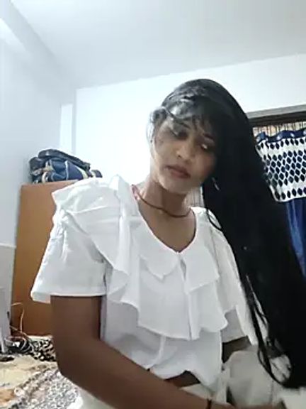 cute_radhikaa