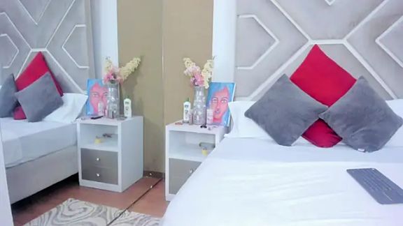 AlexaStorrm