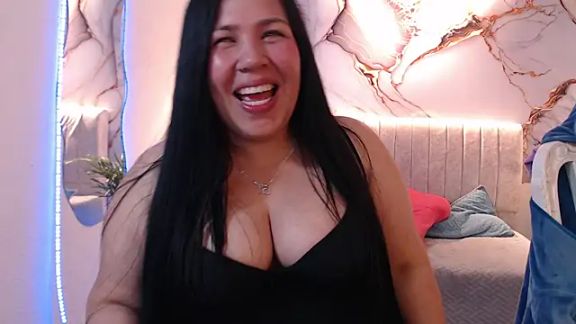 Ashley_Grahaam