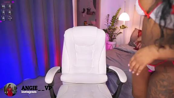 nicoletth18