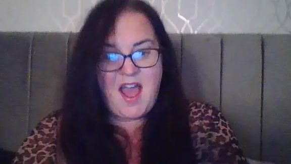 Curvy_OliviaXX