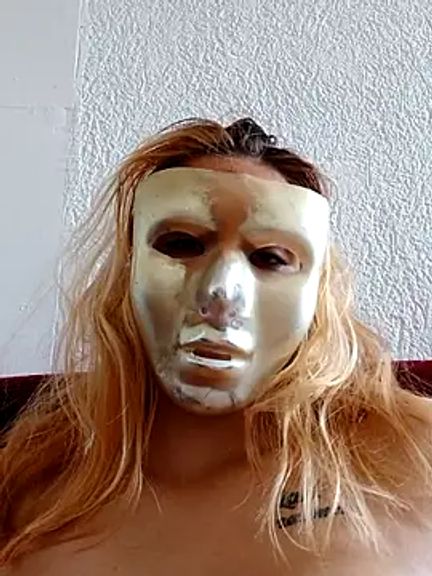 Themaskedgirl21