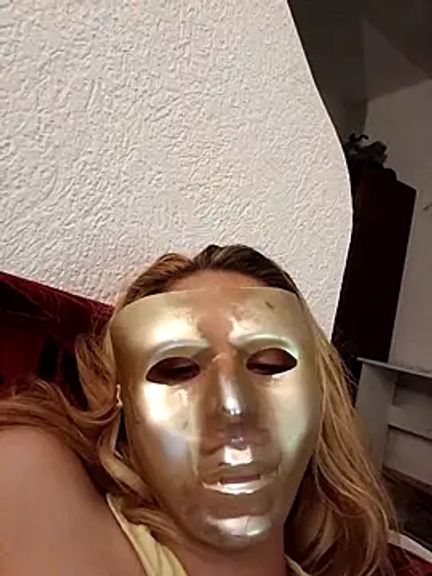 Themaskedgirl21