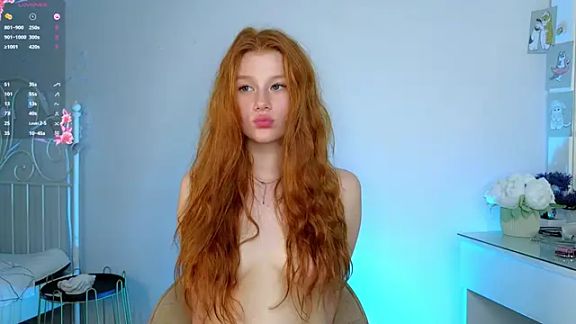Juuulia_