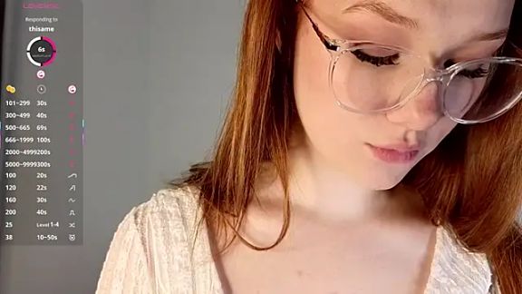 Juuulia_