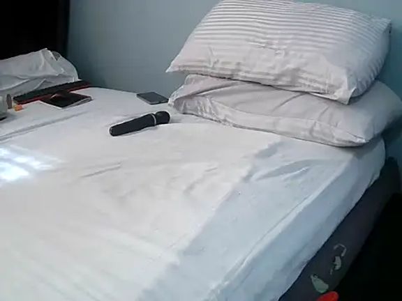 ALICIA_X98