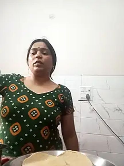 Trisha_71
