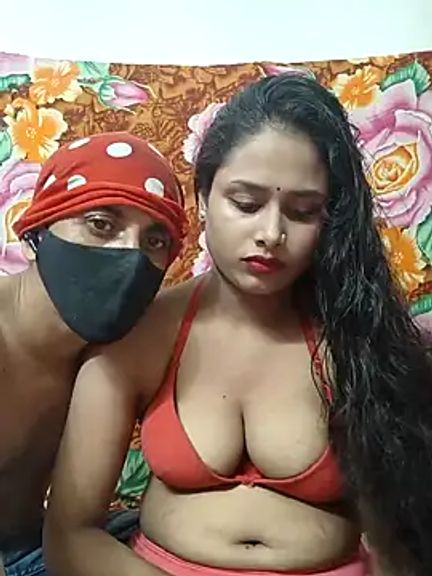 Seducing_couple