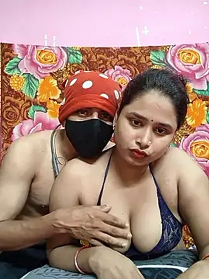 Seducing_couple