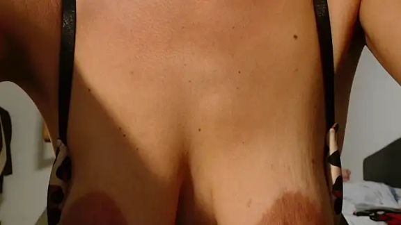 Mia_Milf01