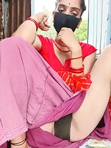 Hot-lodhi66
