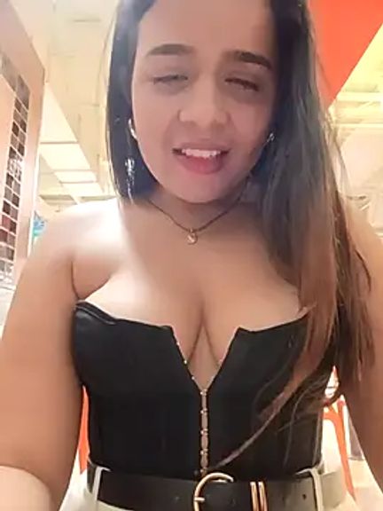Julieth_hot-69