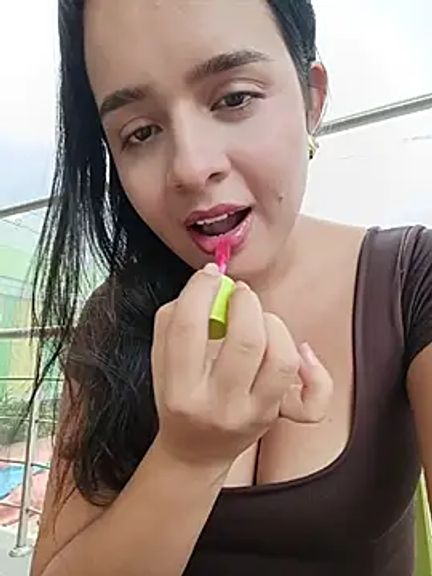 Julieth_hot-69