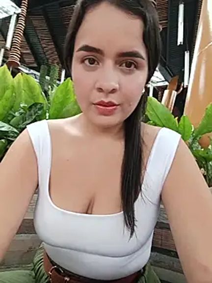 Julieth_hot-69