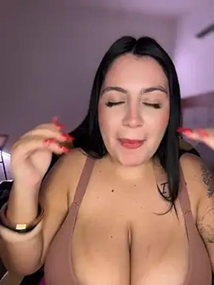 Vicky_Sixx