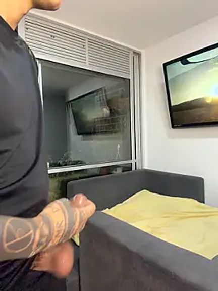 AndresXXXSHOWS