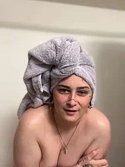 Alix_Valentine