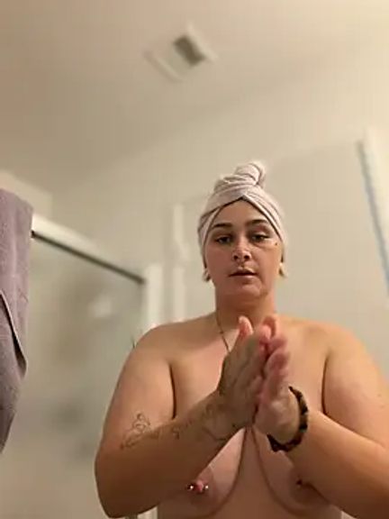 Alix_Valentine